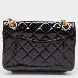 Pre Owned Chanel Black Quilted Patent Leather Reissue 2.55 Classic 224 Flap Bag