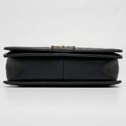Pre Owned Chanel Black Quilted Leather New Medium Boy Shoulder Bag