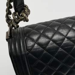 Pre Owned Chanel Black Quilted Leather New Medium Boy Shoulder Bag