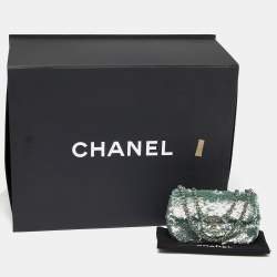 مملوكة مسبقًا Chanel Green Sequins and Satin Mini Square Classic Flap Bag