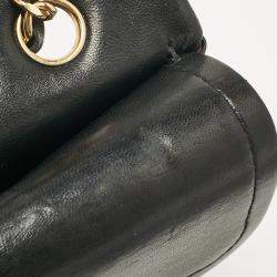 Chanel Black Chevron Leather Medium Classic Double Flap Bag