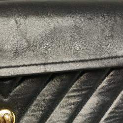 Chanel Black Chevron Leather Medium Classic Double Flap Bag