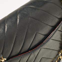 Chanel Black Chevron Leather Medium Classic Double Flap Bag