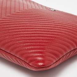 Pre Owned Chanel Red Chevron Quilted Caviar Leather Medium O'Case Pouch