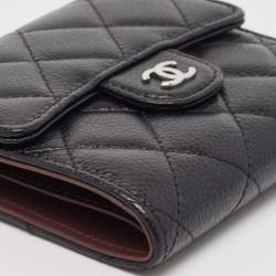 Pre Owned Chanel Black Quilted Caviar Leather Trifold CC Wallet