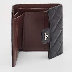 Pre Owned Chanel Black Quilted Caviar Leather Trifold CC Wallet