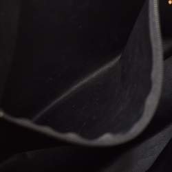 Pre Owned Chanel Black Caviar Leather Classic Pocket Shoulder Bag