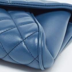 Pre Owned Chanel Blue Quilted Lambskin Leather Fold Up Again Clutch