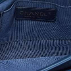 Pre Owned Chanel Blue Quilted Lambskin Leather Fold Up Again Clutch