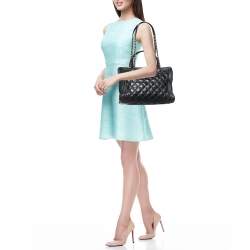 Pre Owned Chanel Black Quilted Double Stitch Leather Boy Tote