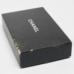 Pre Owned Chanel Blue Quilted Caviar Leather Classic Flap Wallet