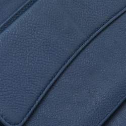 Pre Owned Chanel Blue Quilted Caviar Leather Classic Flap Wallet