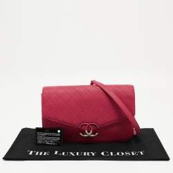 Pre Owned Chanel Pink Quilted Caviar Leather Thread Around Flap Bag