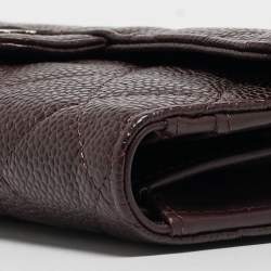 مملوكة مسبقًا Chanel Plum Quilted Caviar Leather Classic Flap Trifold Wallet