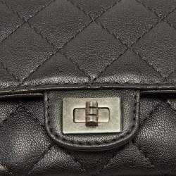 Pre Owned Chanel Grey Quilted Leather Reissue 2.55 Waist Belt Bag
