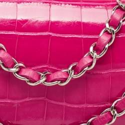 Pre Owned حقيبة شانيل كلاسيك جلد وجلد لامع أسود/ أحمر بقلاب مزدوج متوسطة