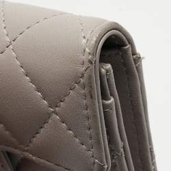 Pre Owned Chanel Grey Quilted Leather Flap Card Holder