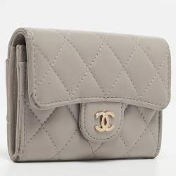 Pre Owned Chanel Grey Quilted Leather Flap Card Holder