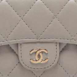 Pre Owned Chanel Grey Quilted Leather Flap Card Holder