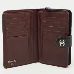 Pre Owned Chanel Black Quilted Leather CC French Wallet
