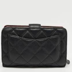 Pre Owned Chanel Black Quilted Leather CC French Wallet