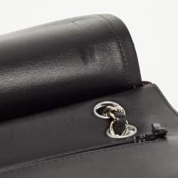 Pre Owned Chanel Black Chevron Leather Medium Classic Double Flap Bag