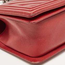 Pre Owned Chanel Red Chevron Leather Medium Boy Bag