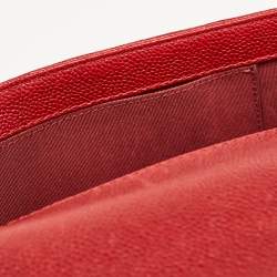 Pre Owned Chanel Red Quilted Caviar Leather New Medium Boy Bag