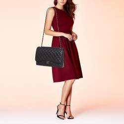 Pre Owned Chanel Black Quilted Caviar Leather Maxi Classic Double Flap Bag