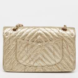 Pre Owned Chanel Gold Chevron Patent Leather Medium Classic Double Flap Bag
