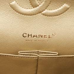 Pre Owned Chanel Gold Chevron Patent Leather Medium Classic Double Flap Bag