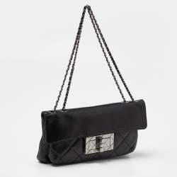 Pre Owned Chanel Black Quilted Leather Reissue Flap Bag