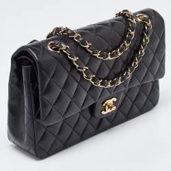 Pre Owned Chanel Black Quilted Leather Medium Classic Double Flap Bag