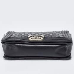 Pre Owned Chanel Black Quilted Patent Leather Medium Boy Bag