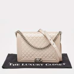 Pre Owned Chanel Pearl White Shimmer Quilted Leather Large Boy Flap Bag