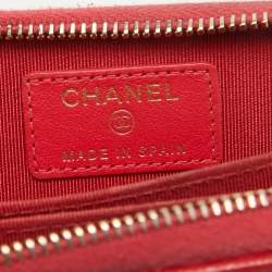 Pre Owned Chanel Red Quilted Caviar Leather Zip Around Coin Purse