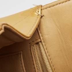 Pre Owned Chanel Cream Quilted Patent Leather Maxi Classic Single Flap Bag