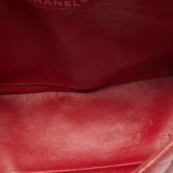 مملوكة مسبقًا Chanel Red Quilted Caviar Leather Maxi Classic Single Flap Bag