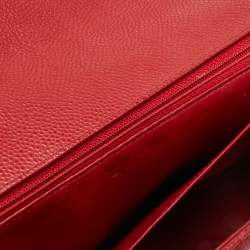 مملوكة مسبقًا Chanel Red Quilted Caviar Leather Maxi Classic Single Flap Bag