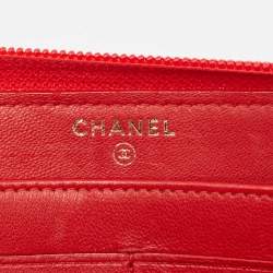 Pre Owned Chanel Red Quilted Leather Boy Zip Around Wallet