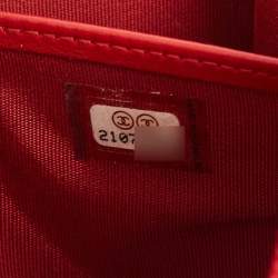 Pre Owned Chanel Red Quilted Leather Boy Zip Around Wallet
