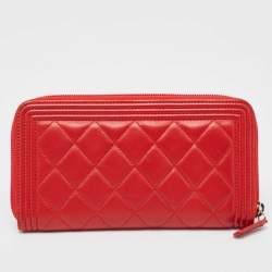 Pre Owned Chanel Red Quilted Leather Boy Zip Around Wallet