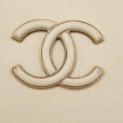 Chanel Off White Quilted Leather Coco Curve Vanity Case Bag