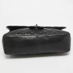 مملوكة مسبقًا Chanel Black Quilted Caviar Leather Jumbo Classic Single Flap Bag