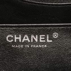 مملوكة مسبقًا Chanel Black Quilted Caviar Leather Jumbo Classic Single Flap Bag
