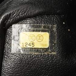 مملوكة مسبقًا Chanel Black Quilted Caviar Leather Jumbo Classic Single Flap Bag