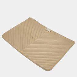 Pre Owned Chanel Brown Leather Chevron Boy Medium Clutch Bag
