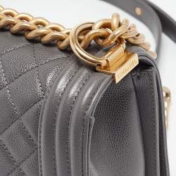 Pre Owned Chanel Grey Quilted Caviar Leather Medium Boy Flap Bag