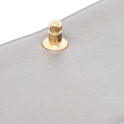 Pre Owned Chanel Grey Quilted Caviar Leather Medium Boy Flap Bag