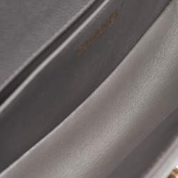 Pre Owned Chanel Grey Quilted Caviar Leather Medium Boy Flap Bag